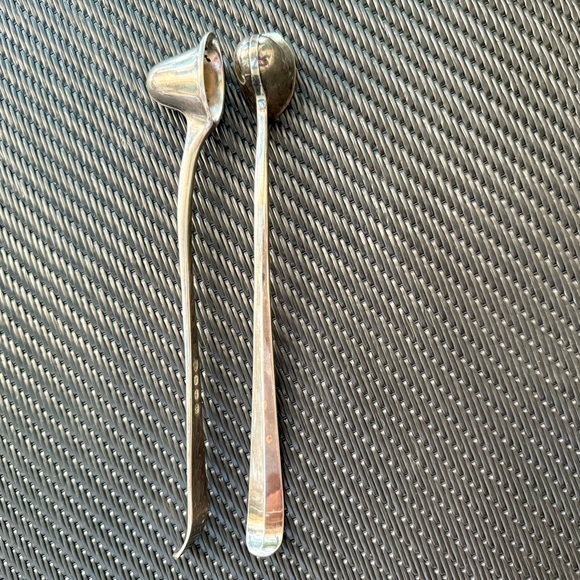 Set of 2 Vintage Gerity SilverPlated Candle Snuffers 10" G 48 Makers Mark - Picture 2 of 10